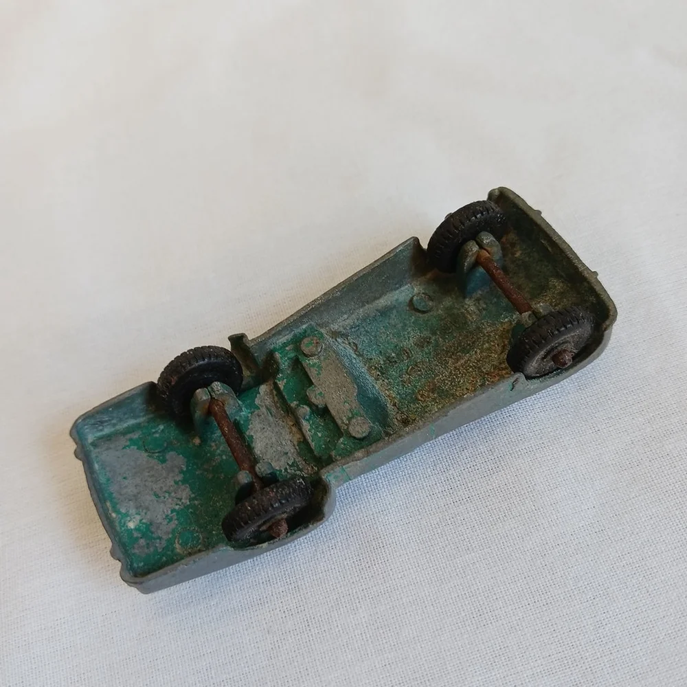 Tootsie Toy Triumph TR 3 Roadster Car 3